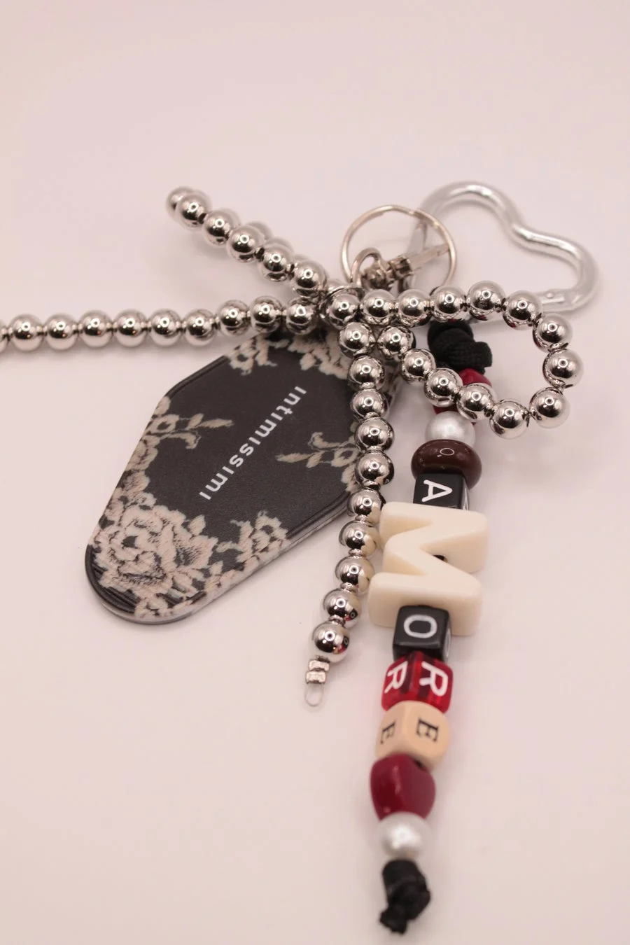 「AMORE」キーホルダー