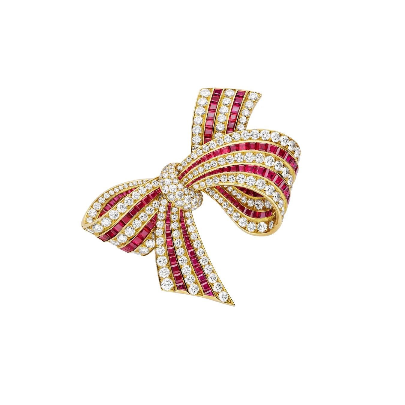金色のリボン型ブローチで、ルビーとダイヤモンドが贅沢にあしらわれています。豪華でエレガントなデザインが特徴の高級ジュエリーです。