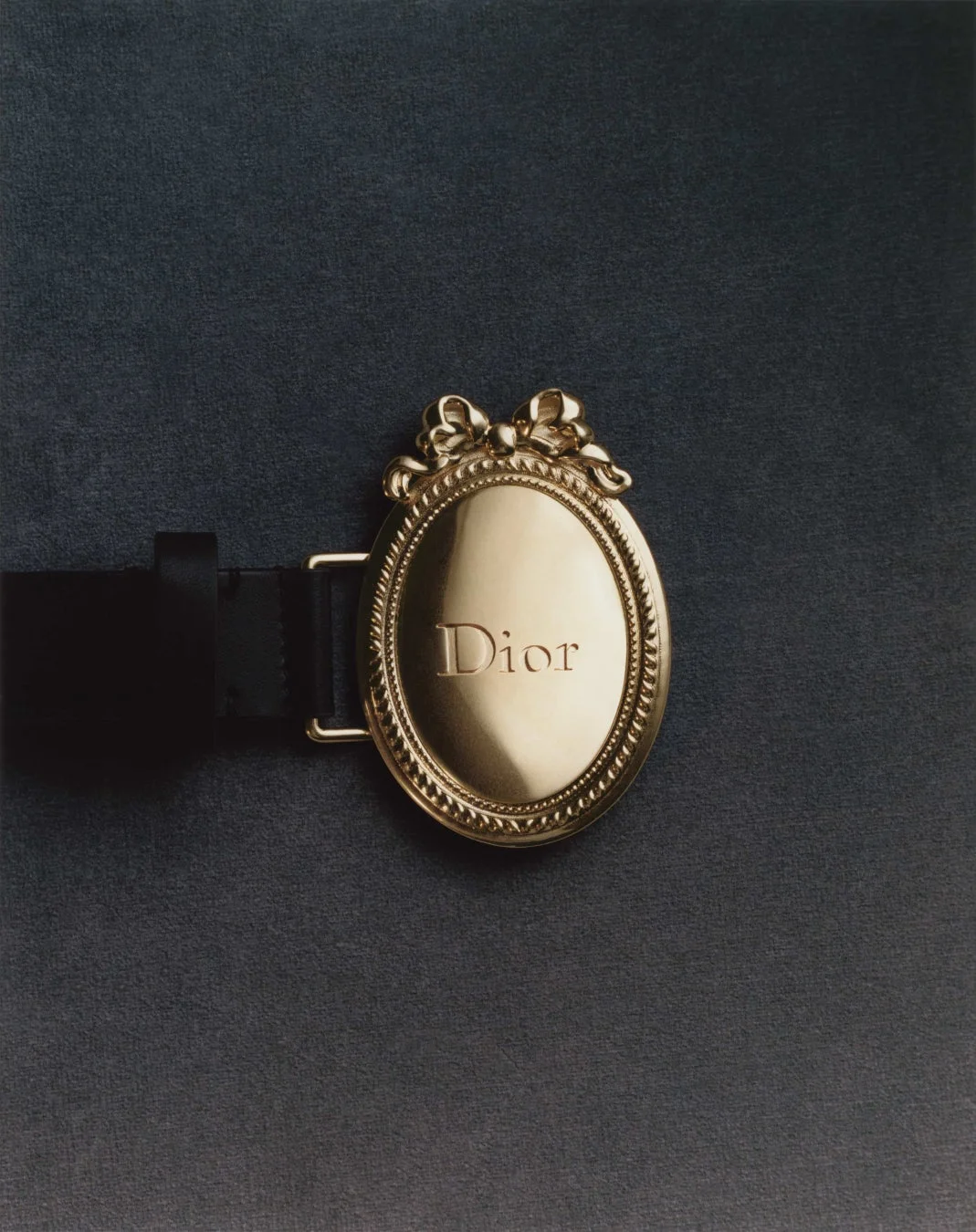 Diorのベルトバックル