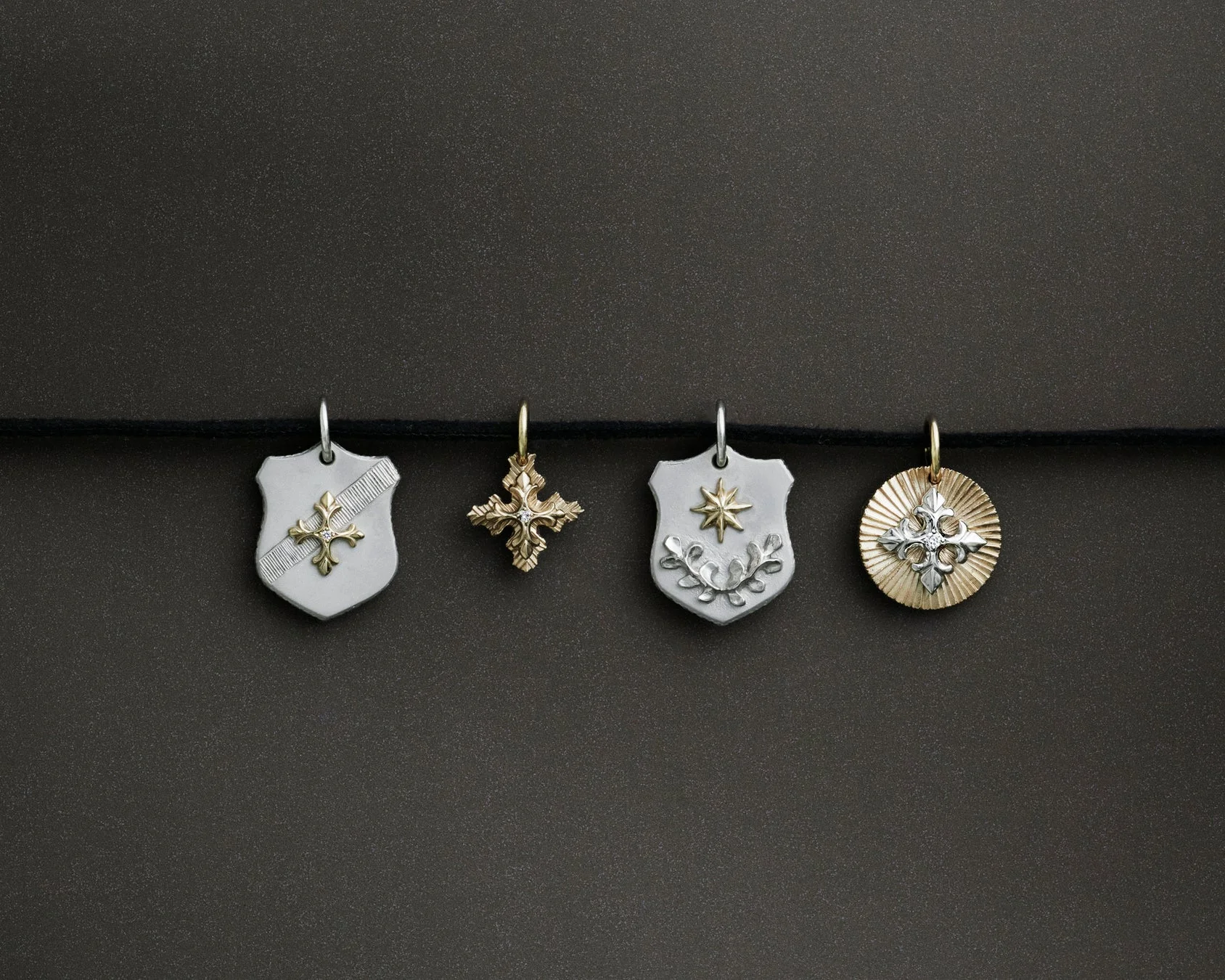 複数のペンダントトップ